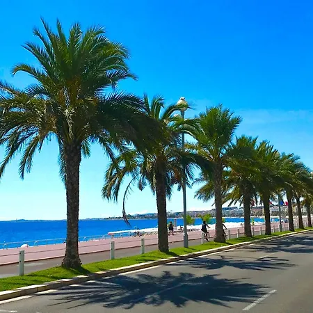 Chill Out Apartment, 2 Mins From