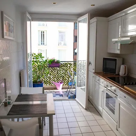 Chill Out Apartment, 2 Mins From Lejlighed Nice