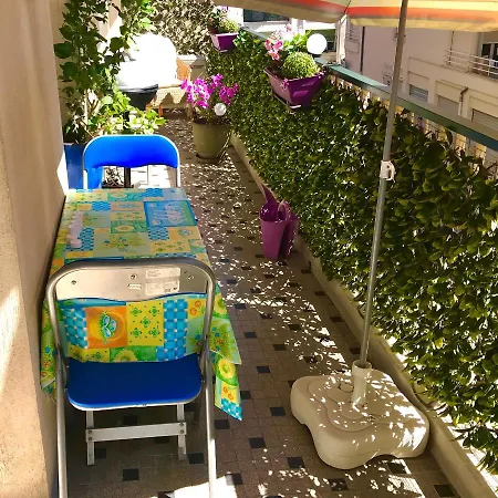 Chill Out Apartment, 2 Mins From * Nizza